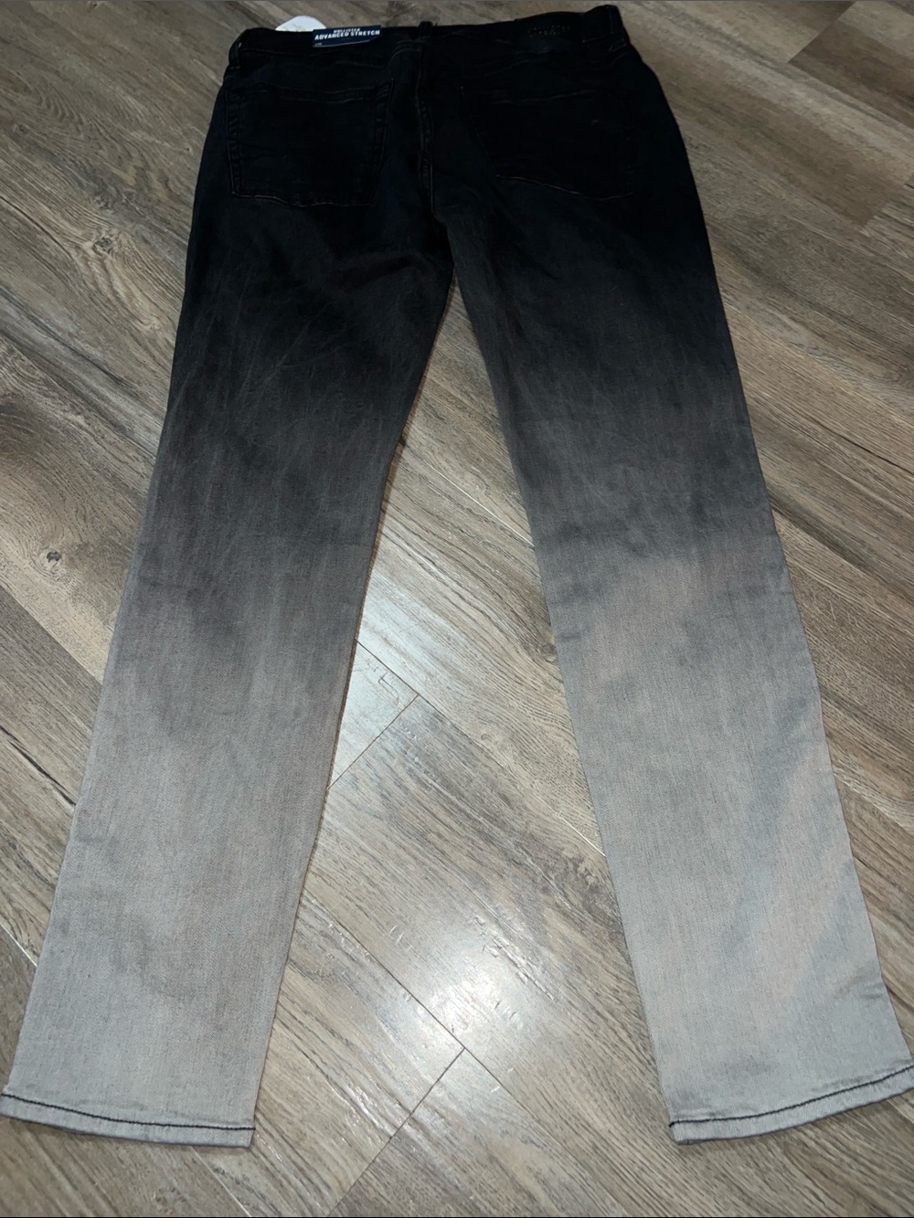 Hollister Men's Black to Gray Ombre Stretch Jeans Sz 33x32 nwt - Picture 3 of 5